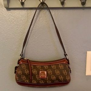 Dooney & Bourke brown logo small zippered purse